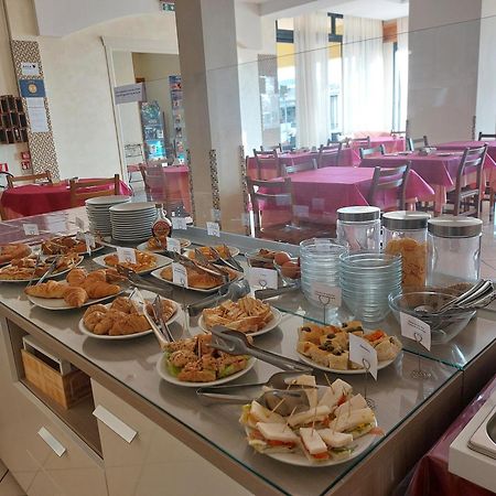 Hotel Villa Aurora เบลลาเรีย-อีเจอา มารีนา ภายนอก รูปภาพ