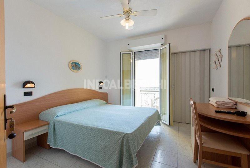 Hotel Villa Aurora เบลลาเรีย-อีเจอา มารีนา ภายนอก รูปภาพ