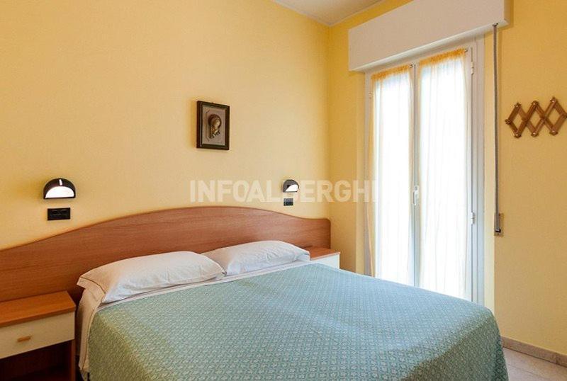 Hotel Villa Aurora เบลลาเรีย-อีเจอา มารีนา ภายนอก รูปภาพ